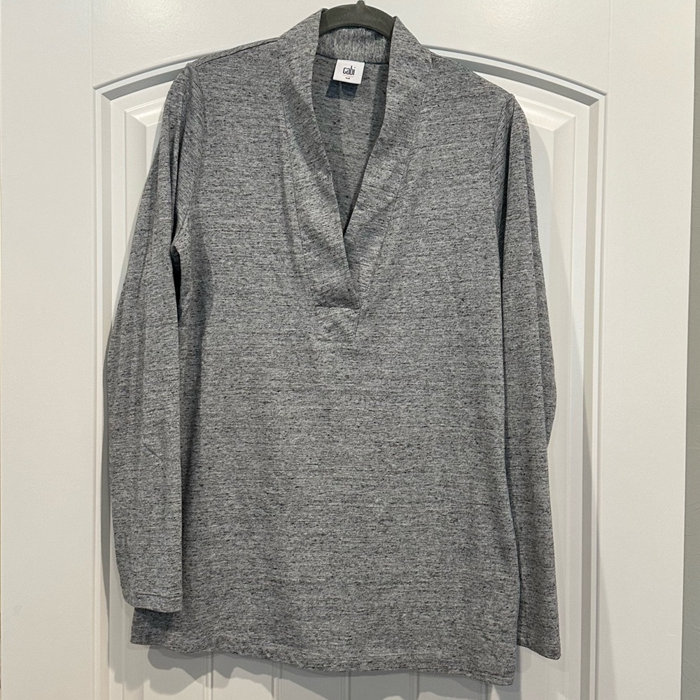 Cabi Size M Style #3060 Long Sleeve Top